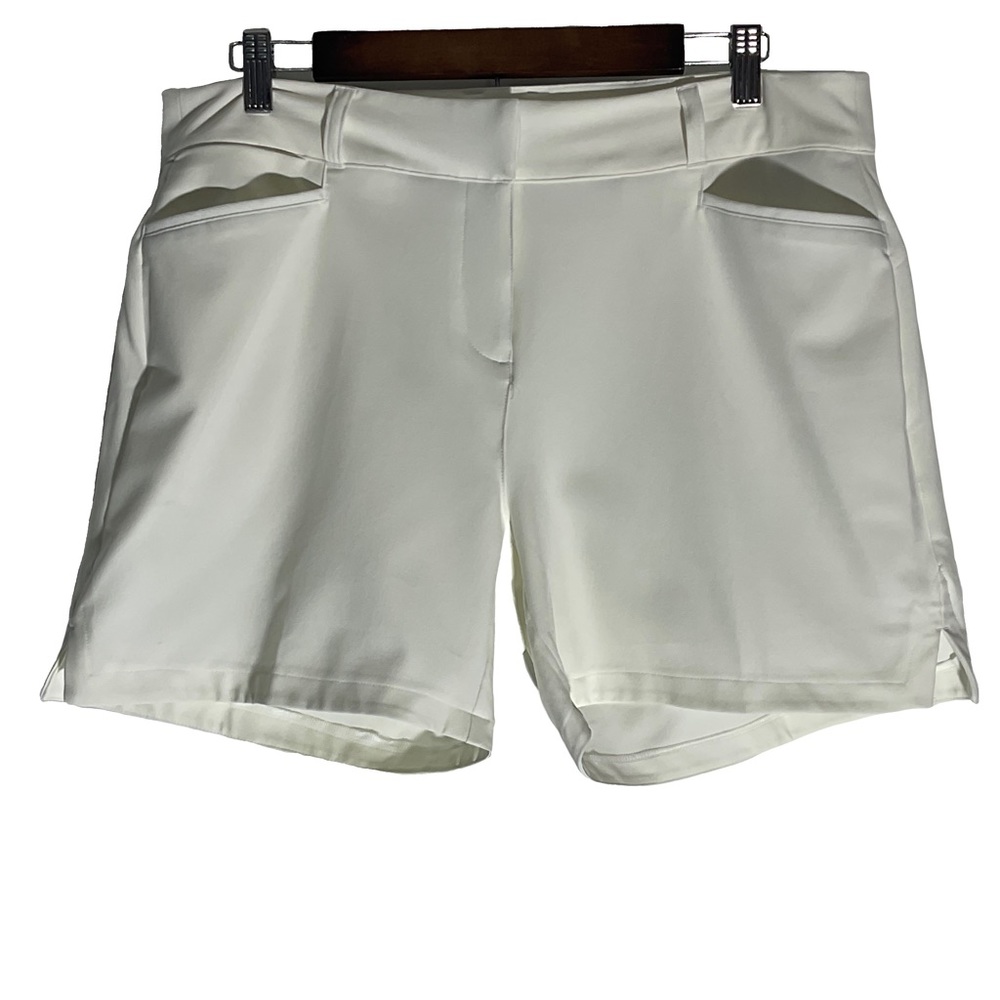Adidas Primegreen NWT’s Women’s White Lined Three Pocket Golf Zip Shorts Size 14